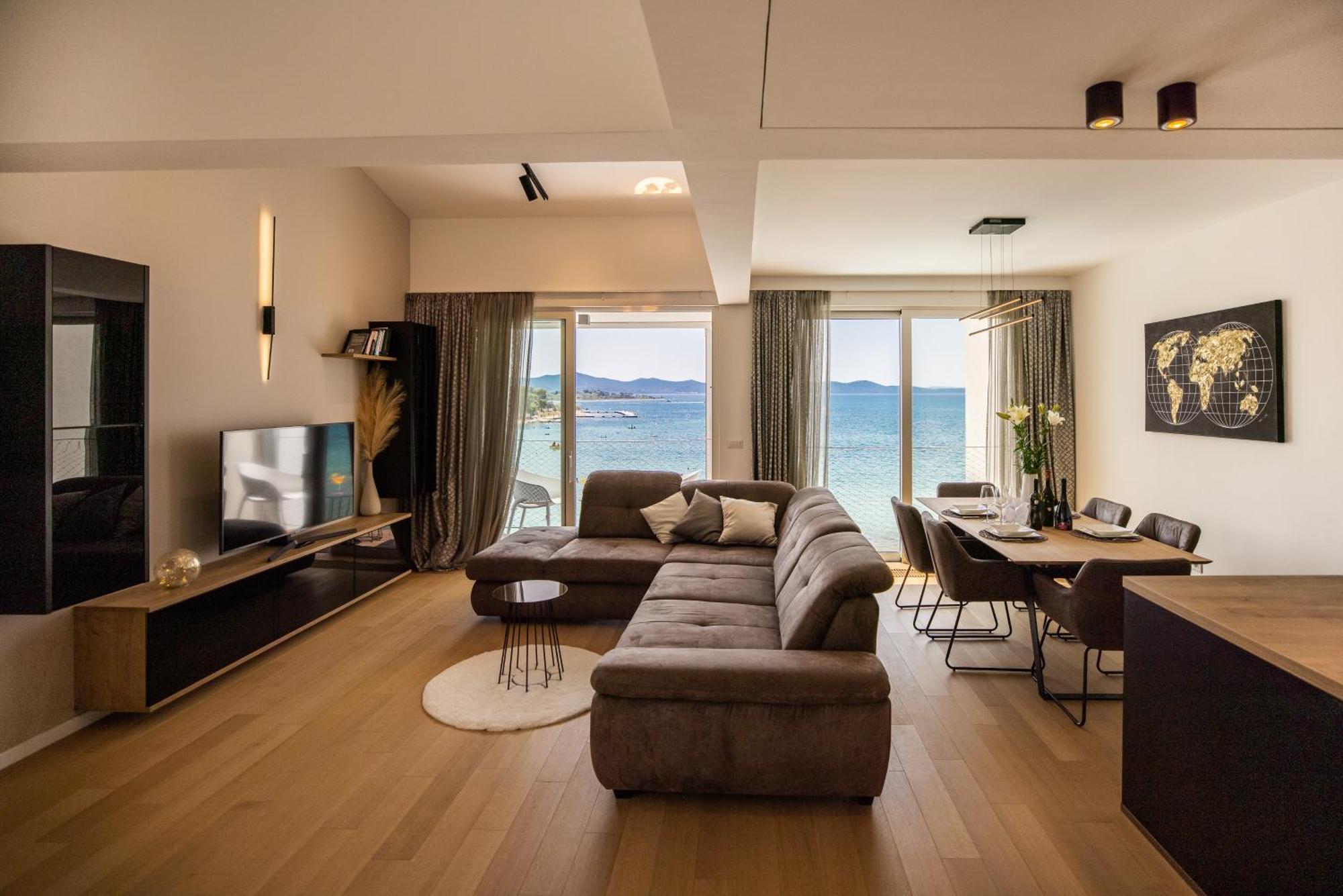 Dedaj - Penthouse Arben