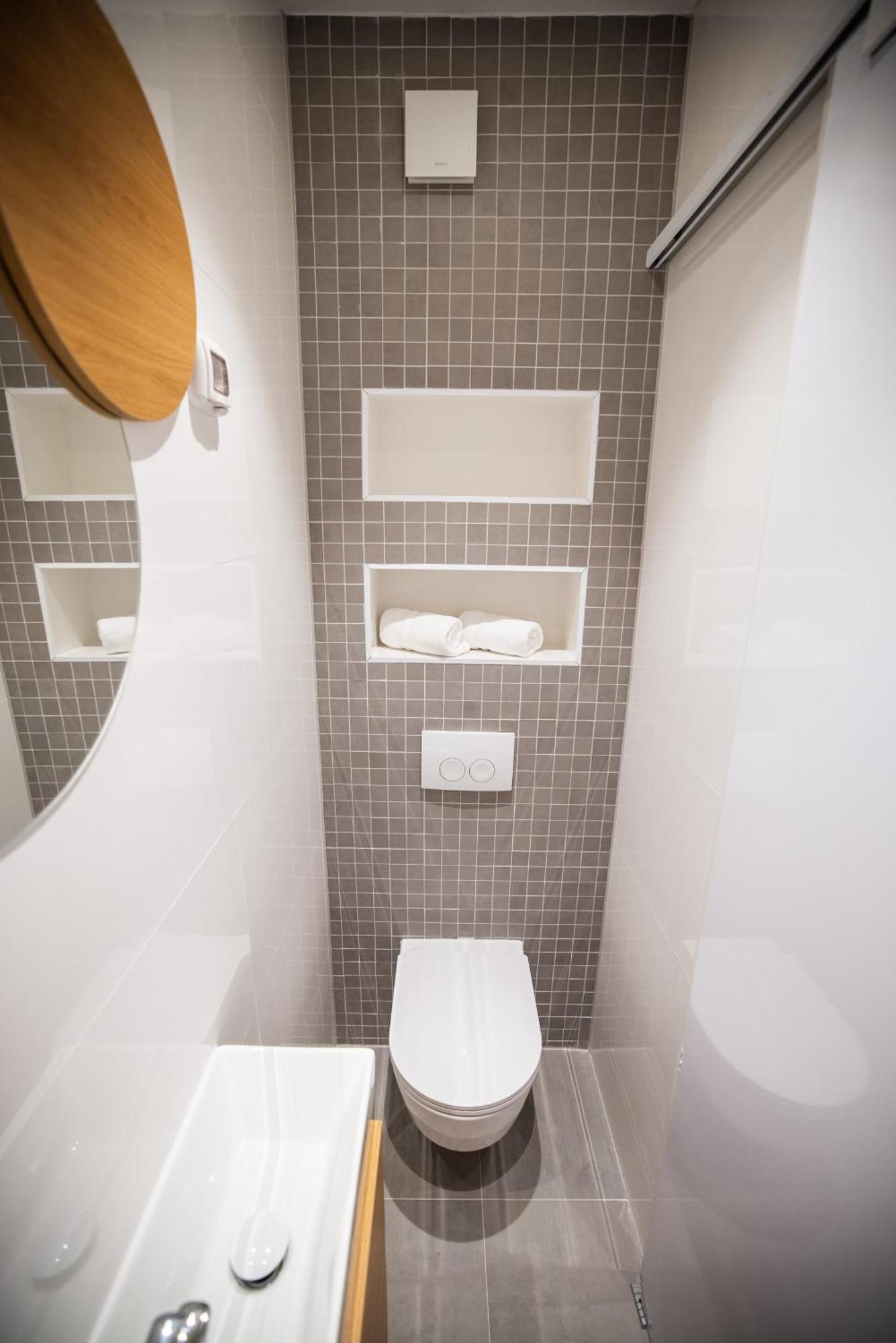 Dedaj - Penthouse Arben Apartment